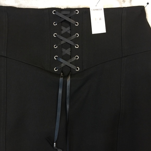 NWT Express Skirt - Picture 3 of 8